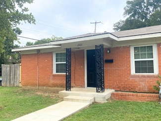 2501 Normont Cir, Fort Worth, TX 76103