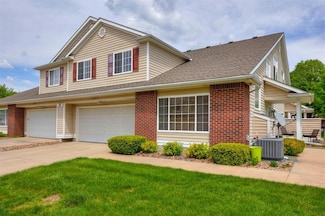 5404 Longview Ct Unit 4, Johnston, IA 50131