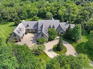 273 Donlea Rd, Barrington, IL 60010