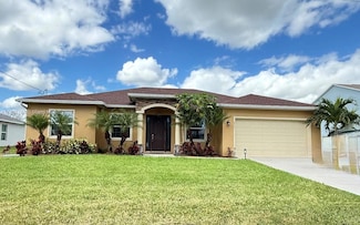 6215 NW West Deville Cir, Port Saint Lucie, FL 34986