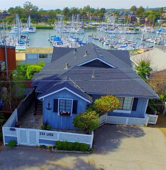 330 Lake Ave, Santa Cruz, CA 95062