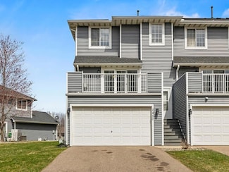 2457 E 117th St Unit 22, Burnsville, MN 55337
