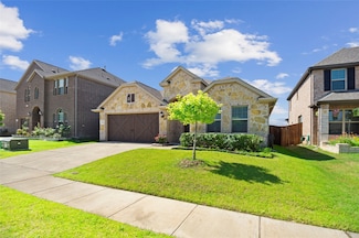 2040 Hollowcreek Trail, Carrollton, TX 75010