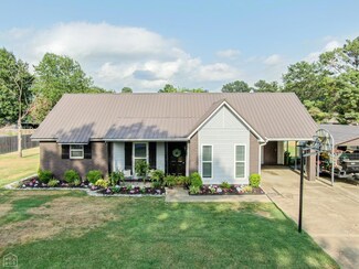 2 Windfield Cir, Trumann, AR 72472