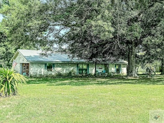 6069 Goodson Ln, Texarkana, AR 71854