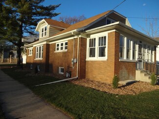900 Superior St, Aurora, IL 60505