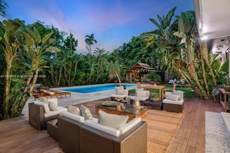 575 Hibiscus Ln, Miami, FL 33137