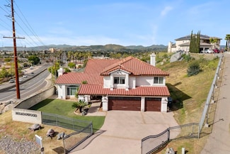 402 Avenida Abajo, El Cajon, CA 92020