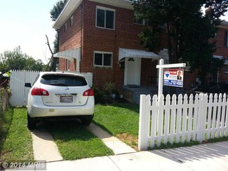 5223 Leverett St, Oxon Hill, MD 20745