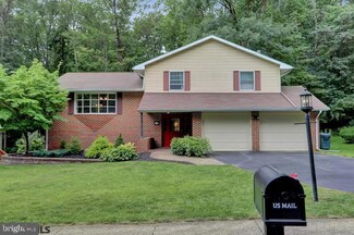 693 Berkshire Dr, State College, PA 16803