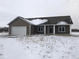 8436 S 300 E, Hamlet, IN 46532