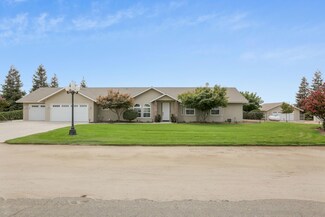 6701 E Huntsman Ave, Selma, CA 93662