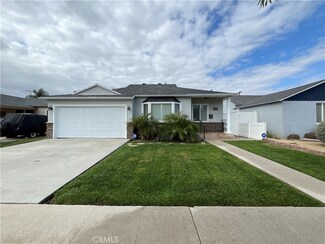 17613 Bessemer St, Encino, CA 91316