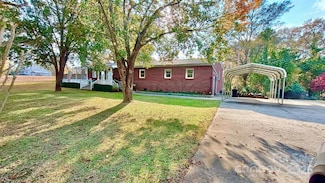 240 Hamrick Rd, Mooresboro, NC 28114