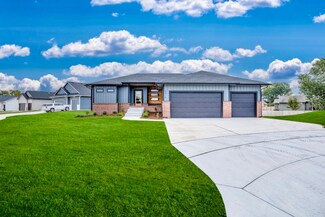 5818 N Edwards Ct, Wichita, KS 67204