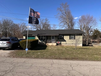 228 Sharp St, Mountain View, MO 65548
