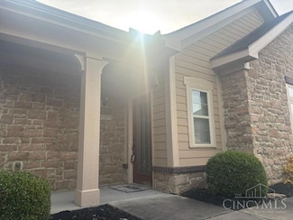 9107 Park Place Cir, West Chester, OH 45069