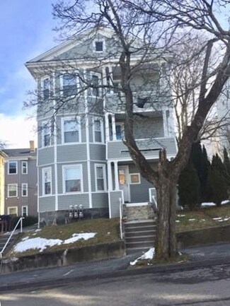 17 Sterling St, Worcester, MA 01610
