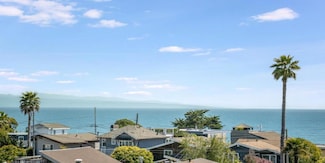 423 Hillcrest Dr, Aptos, CA 95003