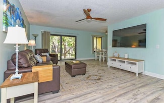 150 Pineview Rd Unit L6, Jupiter, FL 33469