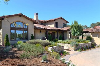 960 Laureles Grade Rd, Carmel Valley, CA 93924