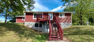 6083 Bayou Dr, Cheboygan, MI 49721