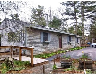 127 Hunter Ave, East Wareham, MA 02538