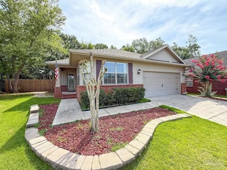 1438 Towhee Canyon Dr, Cantonment, FL 32533