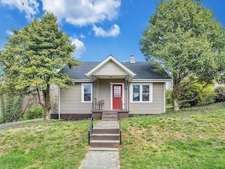 1735 20th St NE, Roanoke, VA 24012