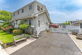 143 Davis Ave, Inwood, NY 11096
