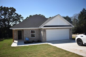 1710 Rehoboth Cir, Searcy, AR 72143