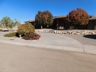 2097 Cielo Bonito, Alamogordo, NM 88310