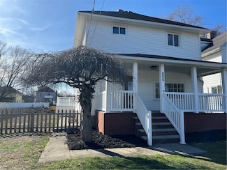 405 Martin Ave, Ellwood City, PA 16117