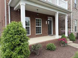 210 Oldbury Ln, Spring Hill, TN 37174
