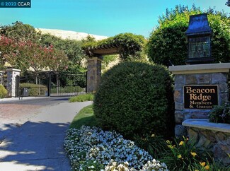 1811 Lamplight Ct, Walnut Creek, CA 94597