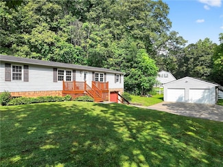 111a Cowpath Rd, Aliquippa, PA 15001