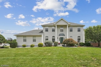 24 Gunther Loop, Somerset, NJ 08873