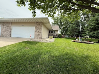 1508 Terrance Cir NE Unit 1508, New Prague, MN 56071