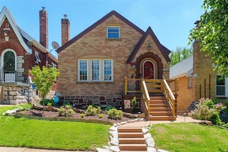 5328 Walsh St, Saint Louis, MO 63109