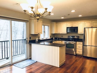 305 Salem St Unit 411, Woburn, MA 01801