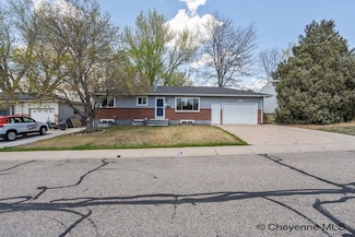 845 Cleveland Ave, Cheyenne, WY 82001