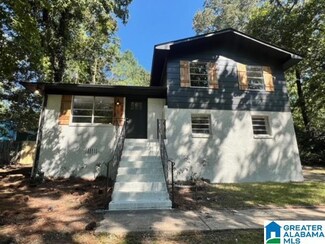 2747 Sunrise Dr, Moody, AL 35004