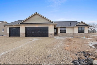 525 Kirkland Ave, Algoma, WI 54201