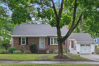5 Bird St, Needham, MA 02492