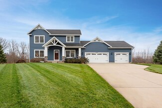 5622 Caribou Ct, Middleville, MI 49333