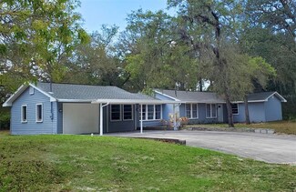 10817 Hedges St, New Port Richey, FL 34654