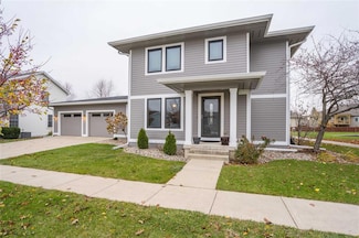 2403 Clayton Dr, Ames, IA 50010