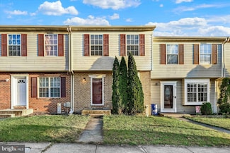 71 Chelmsford Ct, Middle River, MD 21220