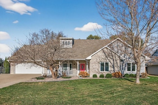 706 Bohlken Dr, Hastings, MN 55033