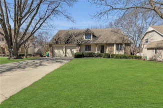 11712 Hadley St, Overland Park, KS 66210